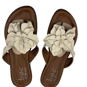 B.O.C Womens Beige Floral Leather Sandals Size 6 White